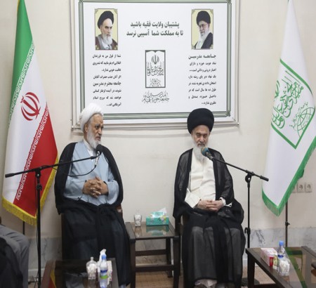 دیدار آیت الله حسینی بوشهری با اعضای شورای اجرایی همایش «پیشتازان نهضت اسلامی؛ آیت‌الله یزدی (ره)»