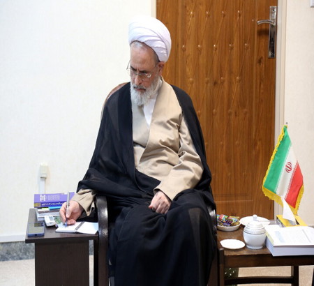 دیدار شورای اجرایی همایش «پیشتازان نهضت اسلامی؛ آیت‌الله یزدی(ره)» با مدیر حوزه‌های علمیه سراسر کشور آیت‌الله اعرافی(حفظه الله)