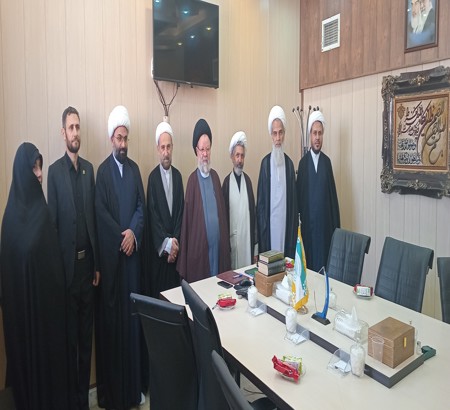 دیدار اعضای شورای اجرایی همایش «پیشتازان نهضت اسلامی؛ آیت‌الله یزدی(ره)» با آیت‌الله حسینی قزوینی